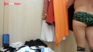 on my shit again  boring fitting room video-5