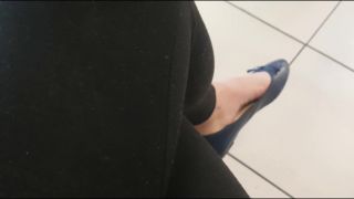 clip 10 dirty feet fetish Goddess Natalie - Shoe dangling compilation, foot on fetish porn-4