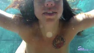 SexUnderwater e0531 Jade Milano UW Model Training (mp4)-9
