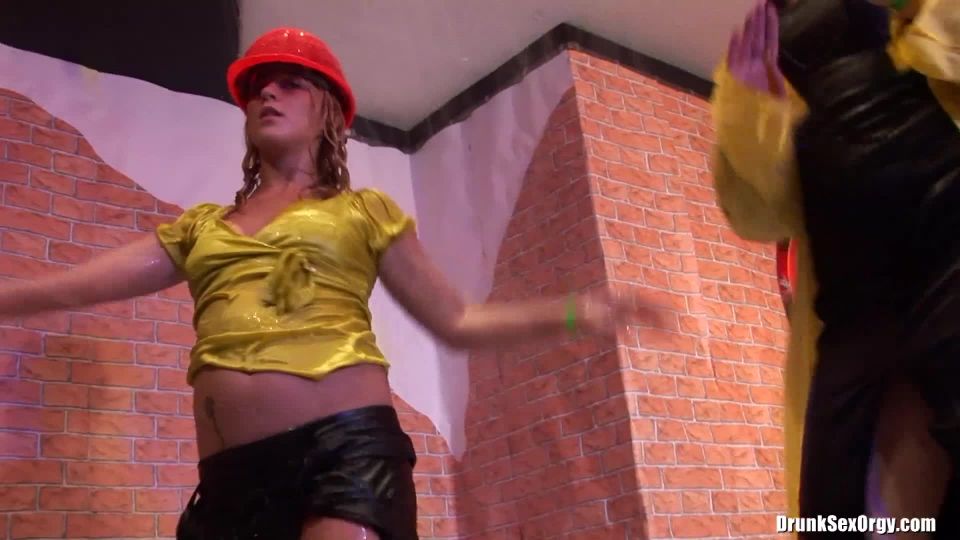 Party - Hard Hat Hos Part 4 - Cam 4