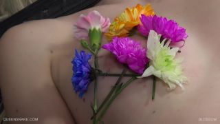 online porn clip 30 Queen Snake – Blossom 2016 July 2 on bdsm porn bdsm handcuffs-3