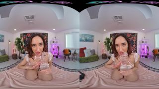 JOI Challenge Chloe Amour 05-04-2024 - Toys-5