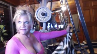 Musclemama4u Vaginal Pump And Self Fucking Machine Porn.-2