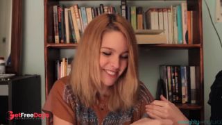 Amarna Miller behind the scenes-7