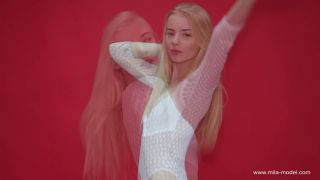 Mila Model vid 59-4