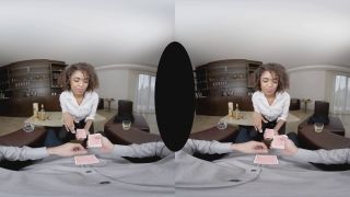 Luna Corazon Plays Strip Poker In VR-0