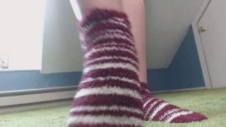 xxx clip 6 foot fetish rule 34 Fluffy Red Striped Socks, femdom on feet porn-3