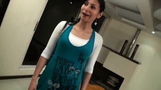 [SITERIP] AmaldoSeries 7-11-camarera-hd-1