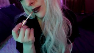 AnnieO - Sexy model annieo gives tribute to her smoking fetish fans - Smoking-1