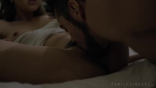 Mixed family 4 scene 3 [paige owens] [1080p]-3