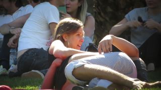 PDA_pretty_girl_upskirt_full-3