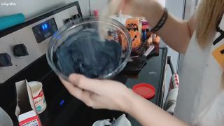 Indigo White Pt 2MAKING A PORNHUB CAKE¡ - INDIGO WHITE - 1080p-5