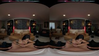 UPTOWN PRINCESS DOWNTOWN DESIRES - Smartphone VR-1