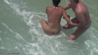  Beach Sex 8 - Amateur Big Ass Tits, opening on cumshot-0