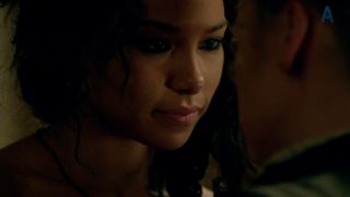 Jessica Parker Kennedy, Hannah New, etc – Black Sails s01e01 (2014) HD 1080p - [Celebrity porn]-8