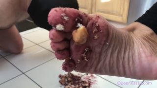 Queenofmean aka realqueenkasey - 10-18-2019 OnlyFans Video - Eat from my feet slave video fetish Queenofmean-4