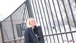 Blue Eyes College Marilyn Fuck At Street Casting Amateur!-2