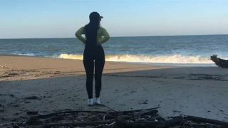 Emanuelly Raquel242 - Sucking And Fucking On The Beach-1
