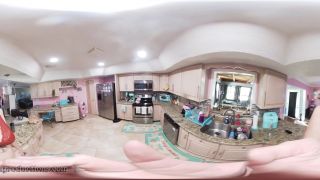 Ginarys Giantess Adventures – VR 360 You Are Prepared To Be Eaten By Amazon Giantess Vanessa Rain.-5