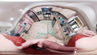 Ginarys Giantess Adventures – VR 360 You Are Prepared To Be Eaten By Amazon Giantess Vanessa Rain.-6