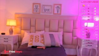 Redhead Otaku with Perfect Ass Seduces You Live-3