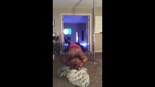 BoldFckful - Playing with Her Fat Ass while She Rides-2