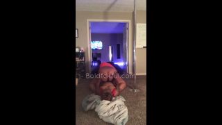 BoldFckful - Playing with Her Fat Ass while She Rides-6