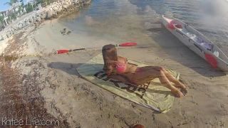 {katee Owen (aka Katee Life) - Beach (mp4, , 128.43 Mb)|ka-1