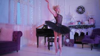 Juleeya Reutova VIP - juleeya69 () Juleeya - christmas nude ballet enjoy the full version in private messages 21-12-2020-3