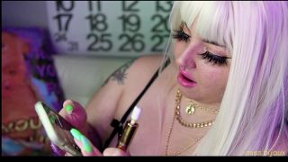 adult xxx clip 11 femdom queening fetish porn | Mistress Bijoux – Smoking, Texting And Selfie Ignore | dirty talk-1