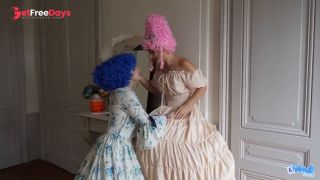 [GetFreeDays.com] Deux aristocrates se broutent le minois - ROLEPLAY LESBIEN Adult Video March 2023-5