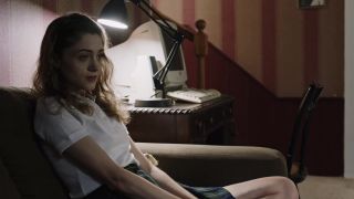 Natalia Dyer - Yes, God, Yes (2017) HD 1080p - (Celebrity porn)-2