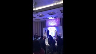 Guests erupted in cheers as a pair of newlyweds in China took to the s ...-4