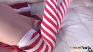 Tessa Fowler - Crimson Christmas 2 - Solo-0