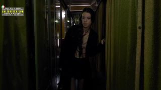 Il viaggio (HD) milf -0