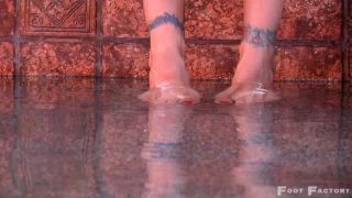 7180 raylenepoolscene-7