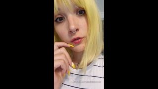 @goddesseevee 2019-08-17 So easy to listen and obey Sunflower-3