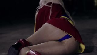 Super Girl Vs The Joker-5