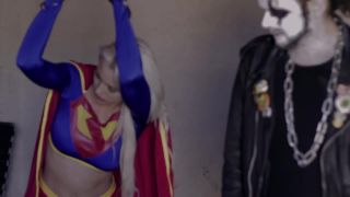 Super Girl Vs The Joker-6