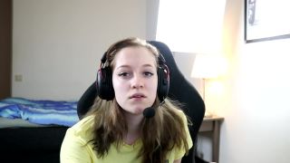 Title Amadani - Gamer Girl Tries To Play While Getting Fucked Enjoyed-0