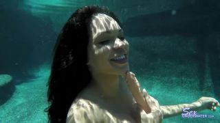 Sexunderwater.com- Emily Mena Dildo Play-2