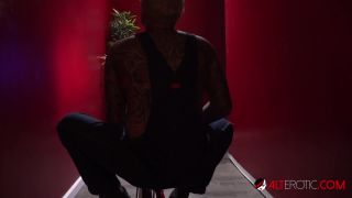 Teen Twins Pleasing One Lucky Cock Together In Threesome...-5