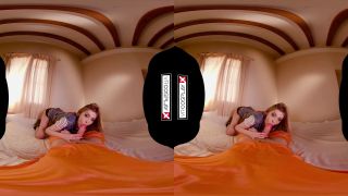 Rhiannon Ryder in C18 A XXX DRAGON BALL Z PARODY on 3d blonde webcam girl-4