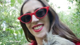  [K2S.CLUB] Tara Cherry X - the wolf has a surprise for little red riding hood (real risky public blowjob outdoor) - FullHD 1080P-0