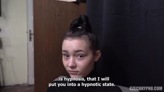 czechhypno e02 eighteen year old simona-1