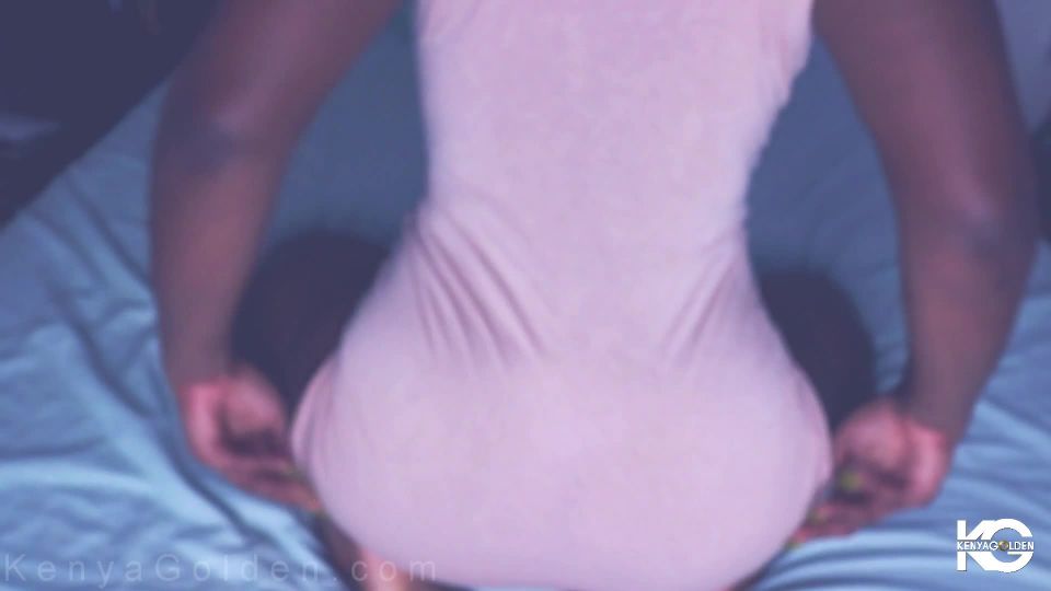 Dress Rising Up Showing Big Ebony Booty