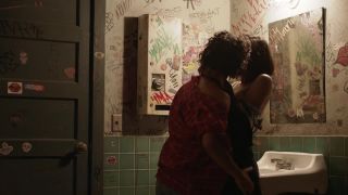 Mishel Prada, Roberta Colindrezs - Vida s02e10 (2019) HD 1080p - (Celebrity porn)-0