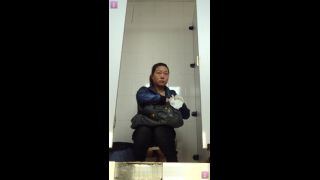 online porn clip 38 voyeur | China toilet light on webcam -5