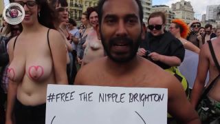 Free_The_Nipple_-_Feminists_Attack-7