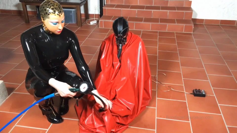 video 31 Swallowed By A Balloon. Starring Elise Graves - latex - fetish porn italian cuckold bdsm porno film